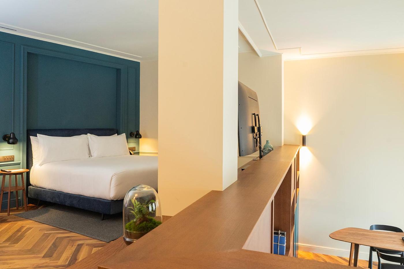 Mercer Plaza Sevilla 5 Gl Luaran gambar